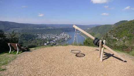 Kragarmschaukel | &copy; Armin Schaust